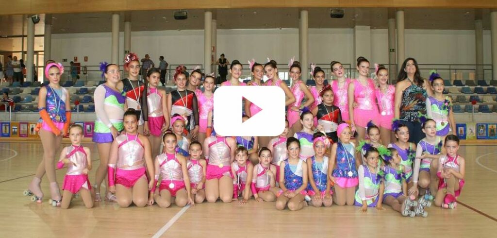 300 patinadoras mostraron su arte en el Festival de Patinaje de Alhaurín el Grande