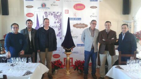 Cata presentación y copa de navidad de la Hermandad de Nuestro Padre Jesús Nazareno