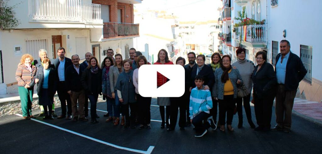 Reapertura de la calle Virgen de la Paz tras su remodelación integral y cambio de estética