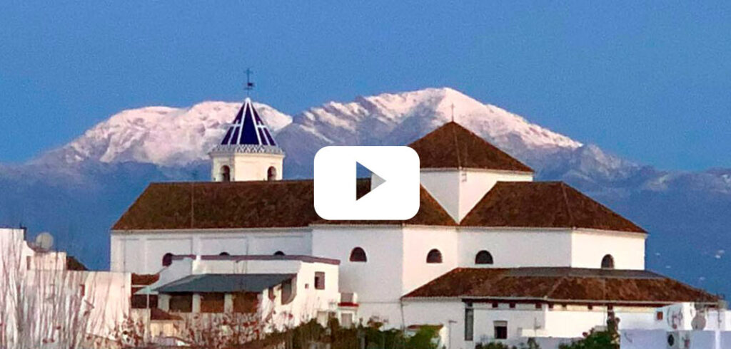 Paisajes nevados, contemplados este martes desde Alhaurín el Grande