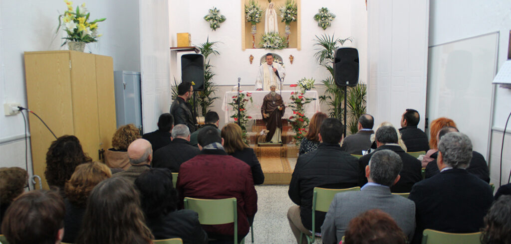 La barriada de El Chorro celebró el domingo la festividad de San Antón