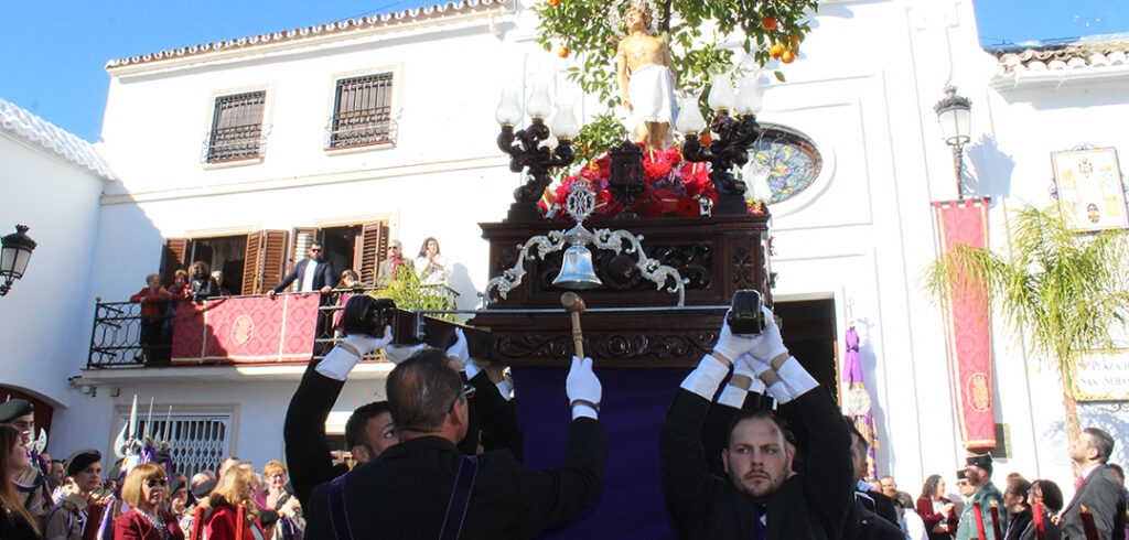 San Sebastián sale en procesión por Alhaurín el Grande
