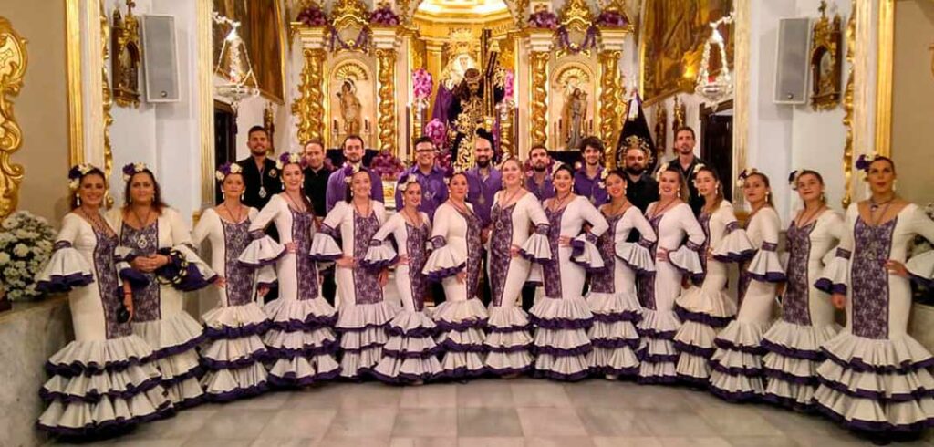 Los actos del Día de Jesús del viernes destacaron por el pasacalles, la Guardia de Honor, la misa y la retreta