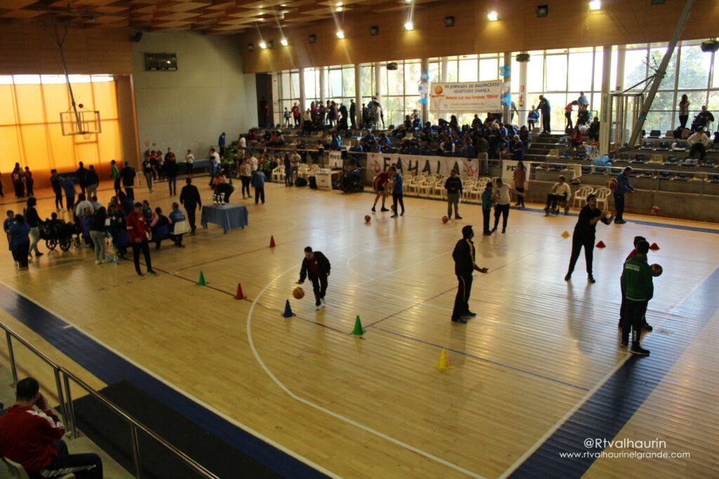 La Jornada de Baloncesto Adaptado reúne a 500 personas en la fiesta de la integración a través del deporte