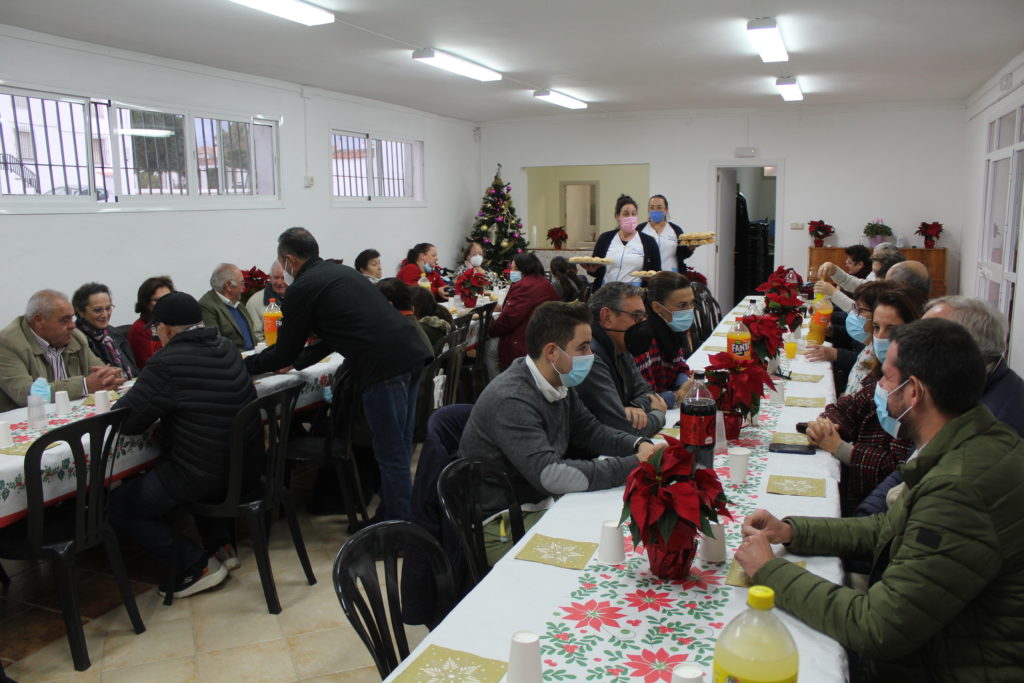Merienda de Navidad de mayores de Villafranco del Guadalhorce