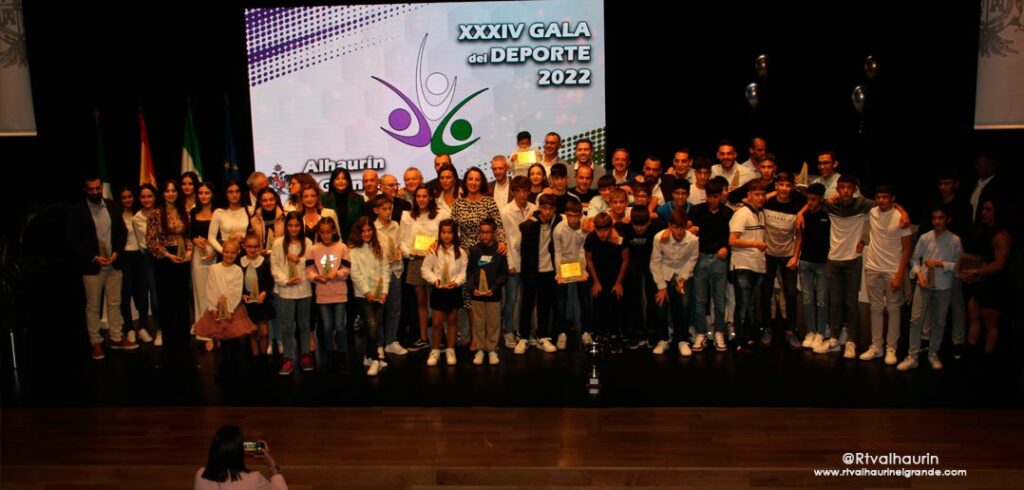 El Ayuntamiento entrega más de 70 premios en la Gala del Deporte