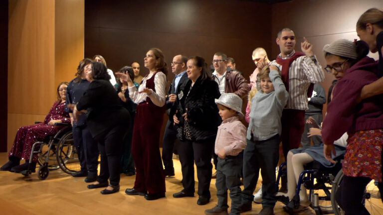 X Edición de la «Pasarela de la Sonrisa» por Aprodal (2025)