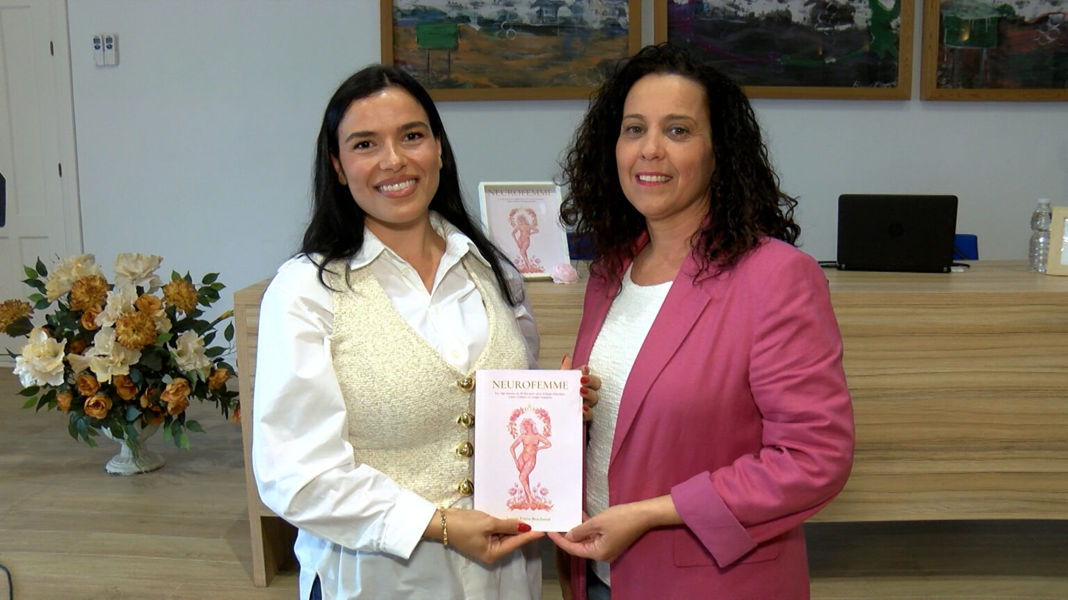 Presentación del libro “Neurofemme” de Jazmín Prieto en la Casa de la Cultura