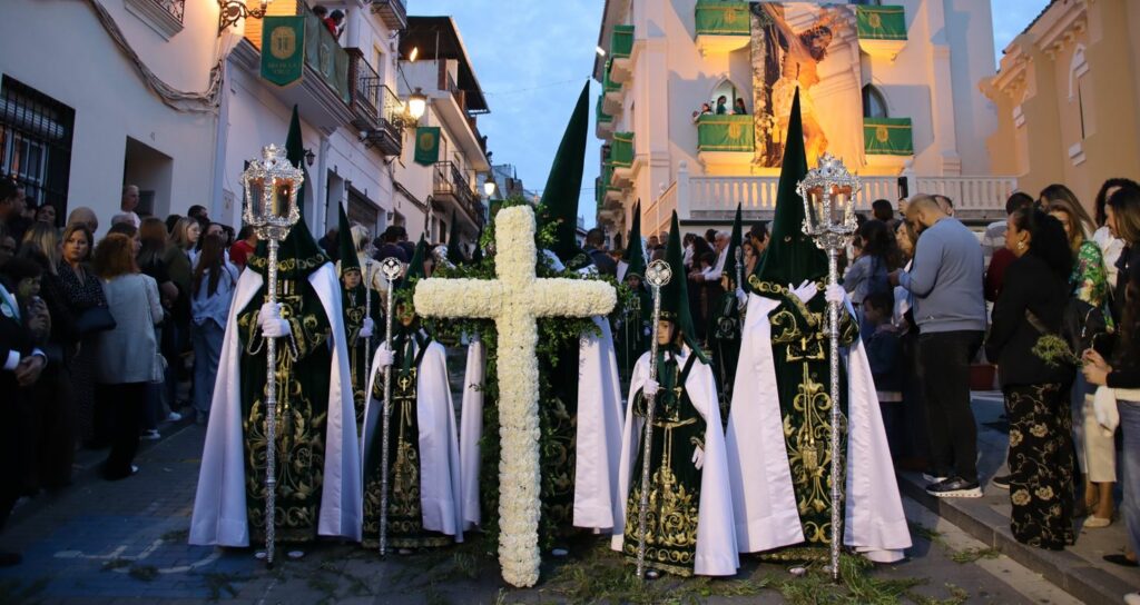 Día de la Cruz 2026. Solemne salida procesional del 2 de mayo del Santísimo Cristo de la Vera Cruz.