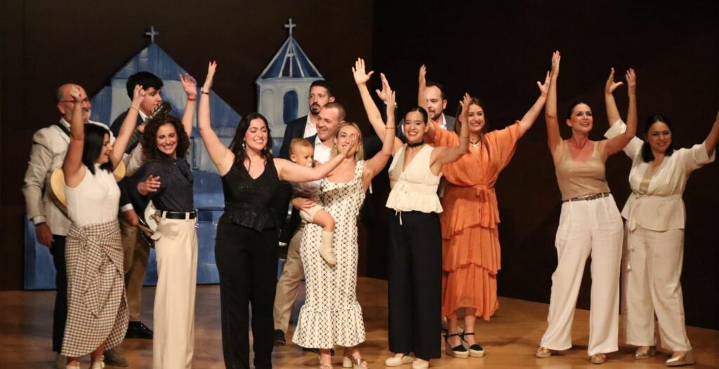 “La comparsa de Fátima» recibe el XXVI Galardón Alhaurino del año de la Asociación Alifara