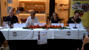 Tertulia gastronómica Tomate Huevo Toro 2026